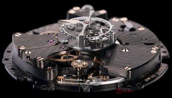 mouvement tourbillon omega